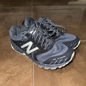 New Balance Trail Sneakers